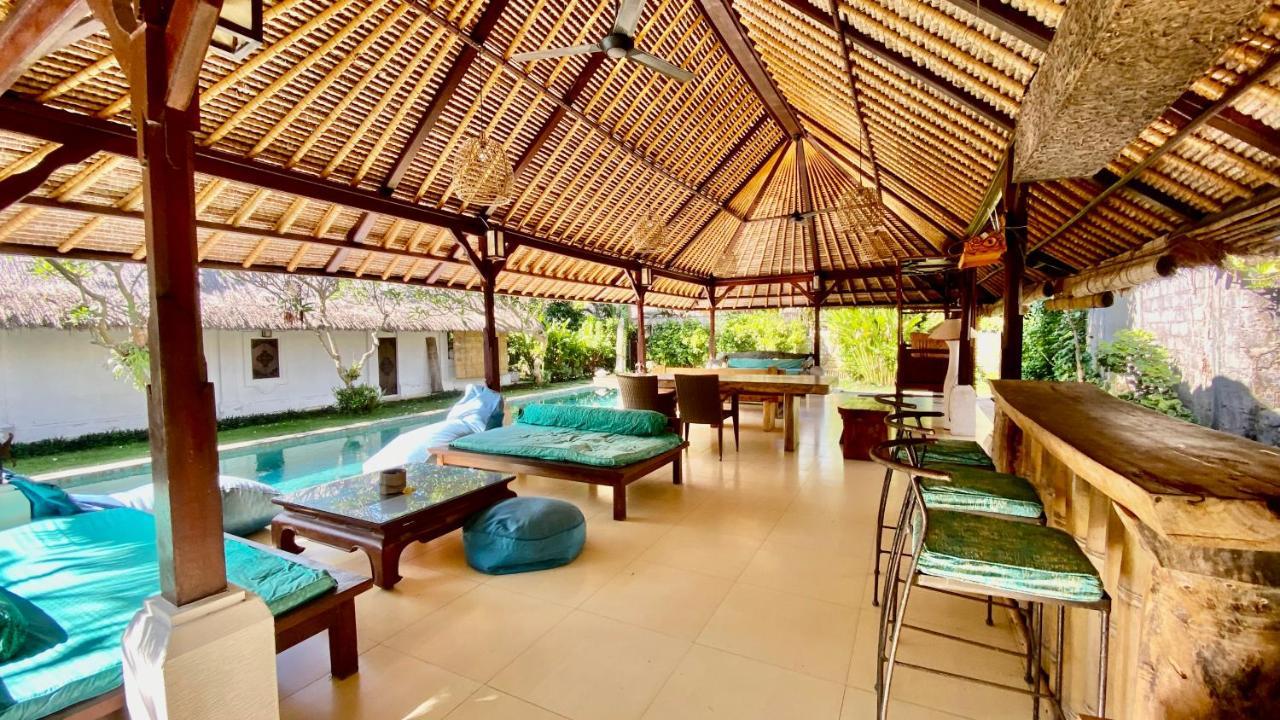 Blind Dog Inn Sanur Extérieur photo