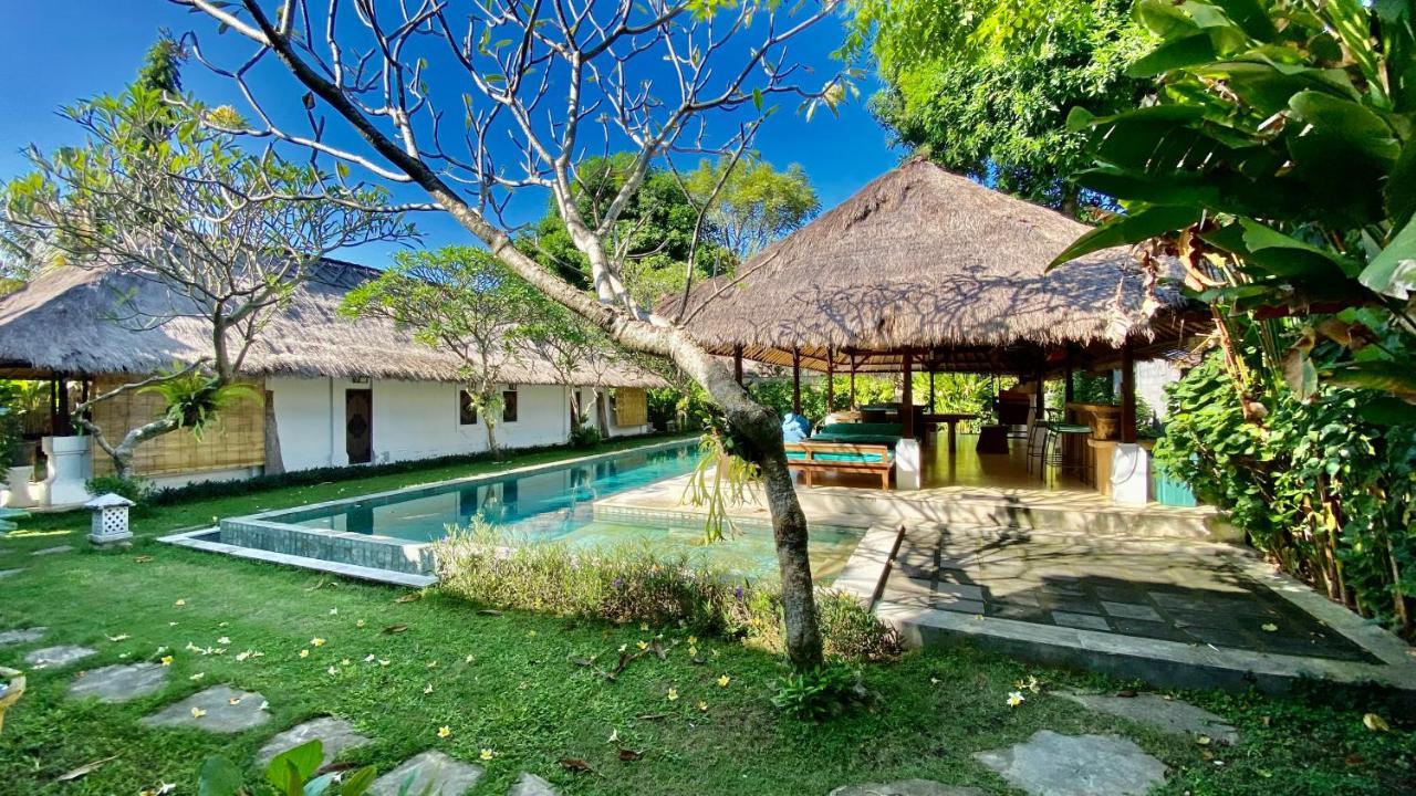 Blind Dog Inn Sanur Extérieur photo